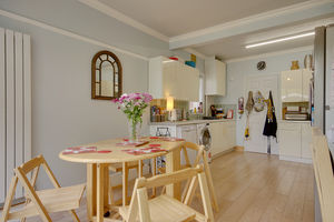 Kitchen/Diner- click for photo gallery
